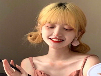 csgo暴躁少女实战cs,电竞女神“暴躁少女”横扫赛场-1
